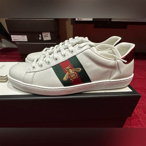 gucci bumble bee|gucci ace embroidered bee.